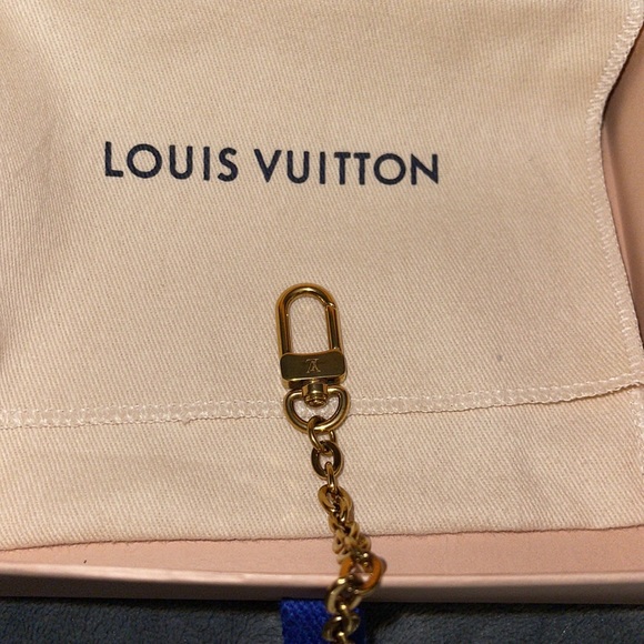 Louis Vuitton Heart Coin Purse with White Epi Leather brand new - Picture 7 of 14